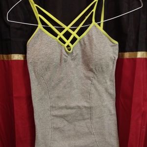 Yoga top